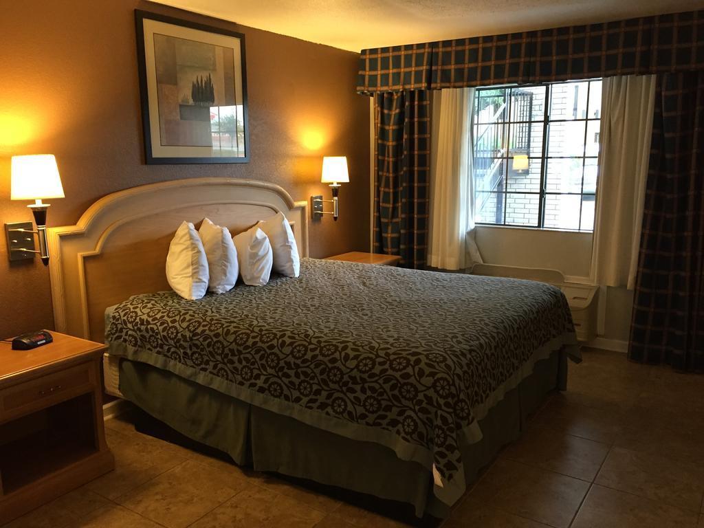 Days Inn By Wyndham New Braunfels Cameră foto
